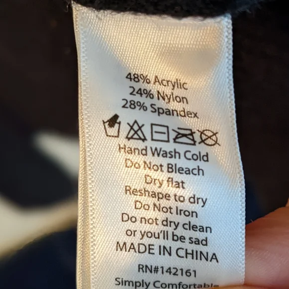 LuLaRoe NWOT Peyton Cardigan Red Plaid Faux Mohair Large - Picture 7 of 7